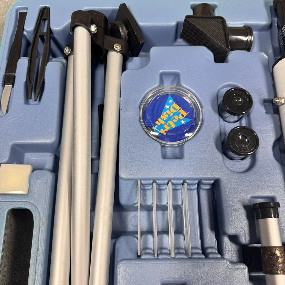 Meade Telescope Starter Kit Tripod Eyepieces‎ Blue Carry Case Untested